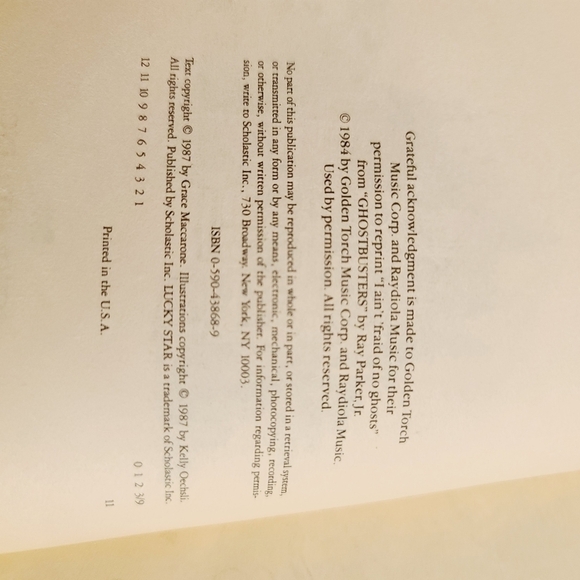 Vintage 80s The Haunting of Grade Three Scholastic Paperback Book - Picture 5 of 6